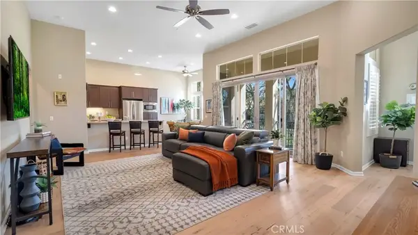 17 City Stroll, Irvine, CA 92620