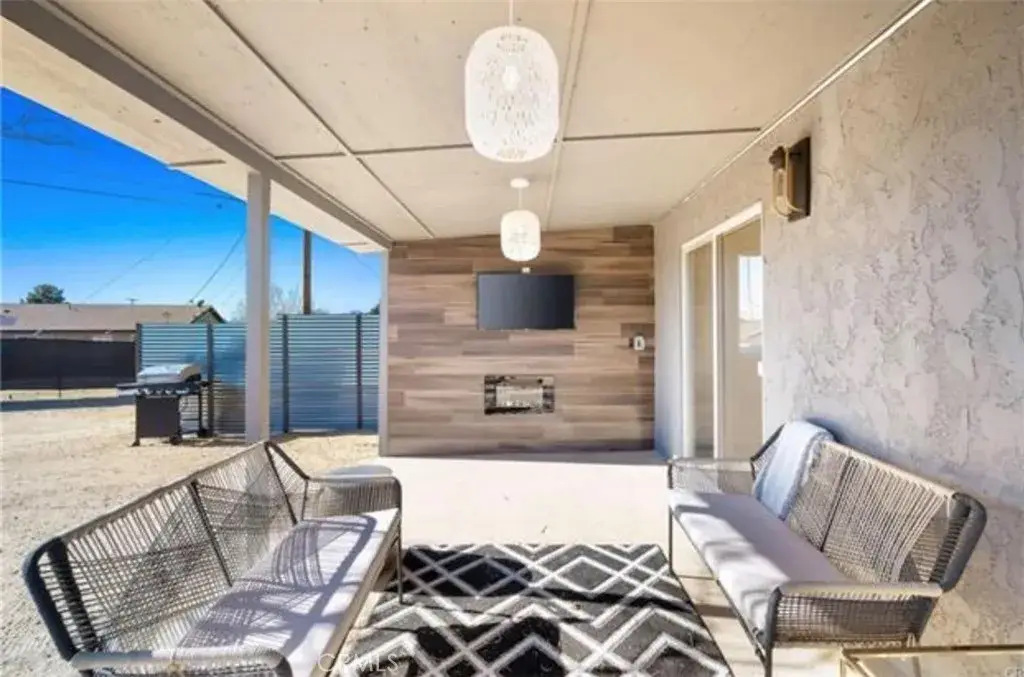 7070 Rubidoux, Yucca Valley, CA 92284 - #1