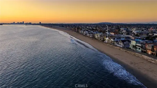 10 66th Place, Long Beach, CA 90803