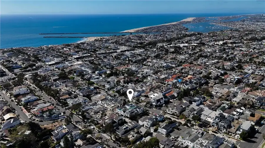 616 Poinsettia Avenue, Corona Del Mar, CA 92625 - #2