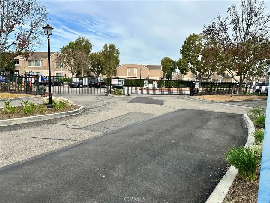 10432 W Briar Oaks #E, Stanton, CA 90680 - #3