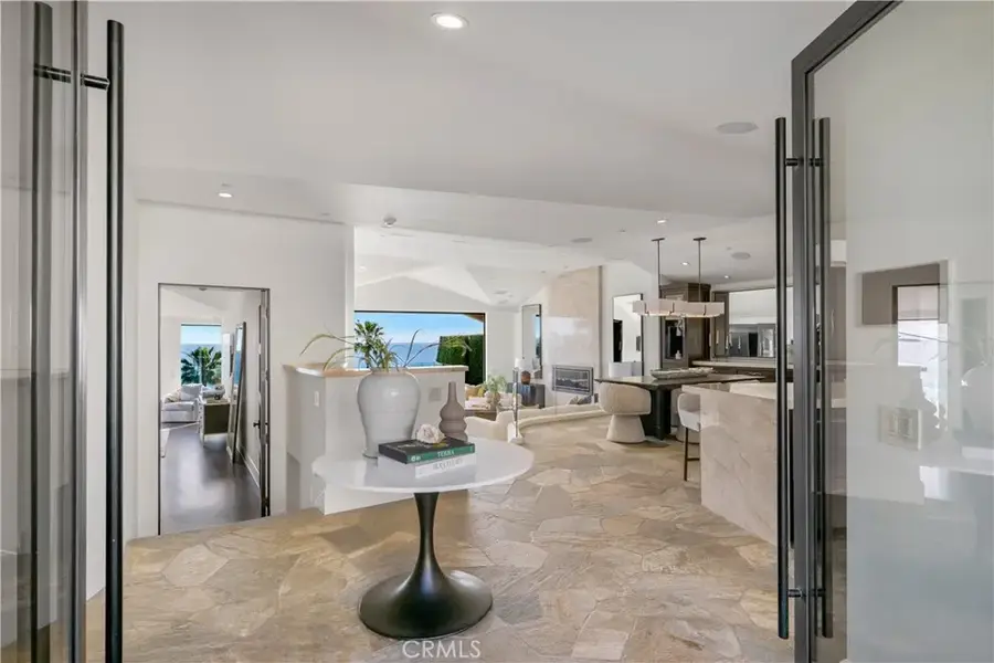 26 S La Senda, Laguna Beach, CA 92651 - #3