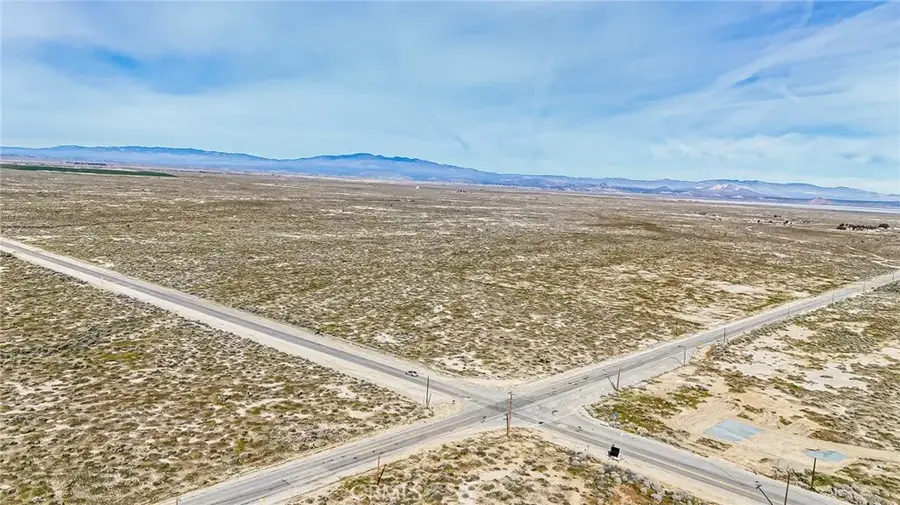 2895 E Avenue G, North Antelope Valley, CA 93535 - #2