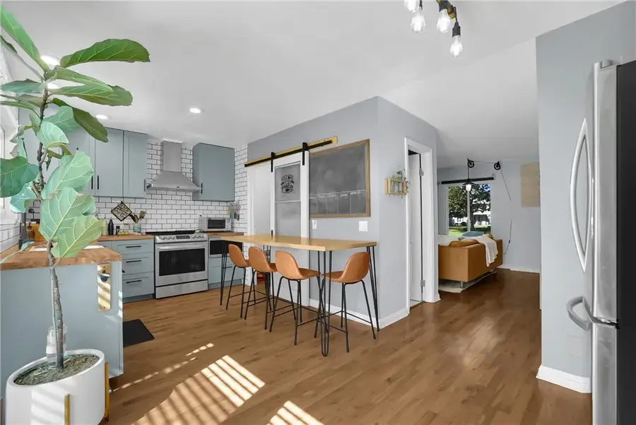 1422 Deauville Place, Costa Mesa, CA 92626 - #2