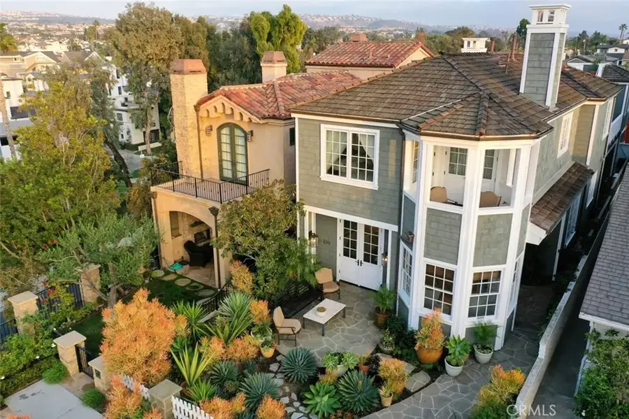 320 Heliotrope Avenue, Corona Del Mar, CA 92625 - #3