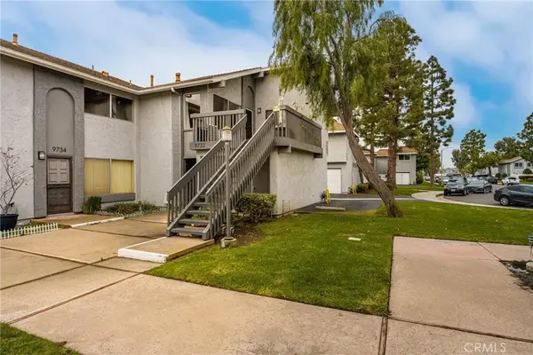 9732 Pettswood Drive Drive #12, Huntington Beach, CA 92646