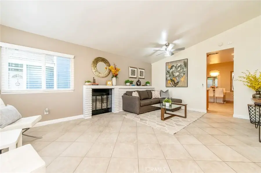 10042 Palo Alto St., Rancho Cucamonga, CA 91730 - #2