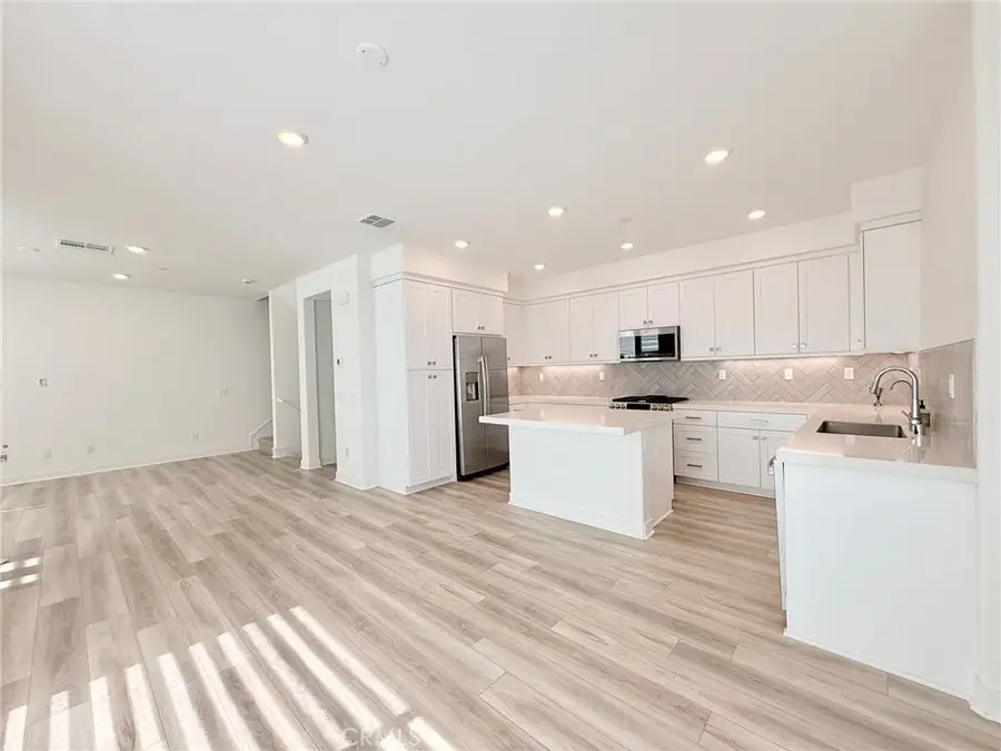 1677 W Lincoln #103, Anaheim, CA 92801 - #3