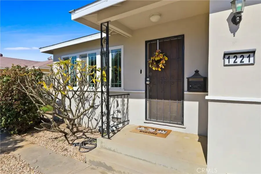 1221 Carlton, Santa Ana, CA 92707 - #2