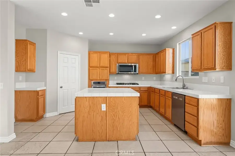 12966 Eastern Shore Drive, Eastvale, CA 92880 - #3