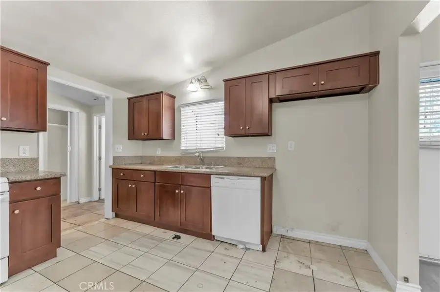 20020 Alburtis Avenue, Lakewood, CA 90715 - #3