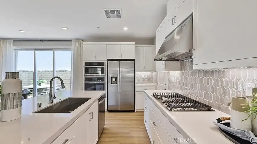 27540 Grand Fir Way, Valencia, CA 91381 - #2