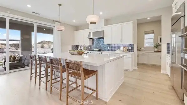 24325 Camino Oceano, Valencia, CA 91354