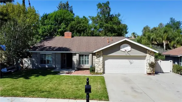 2442 Antelope, Corona, CA 92882