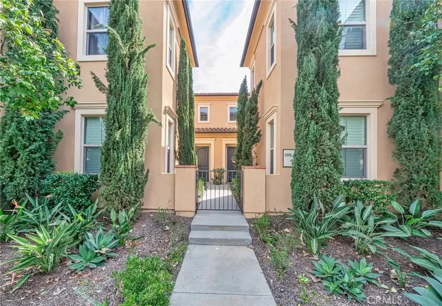 202 Bishop Landing, Irvine, CA 92620 - #2