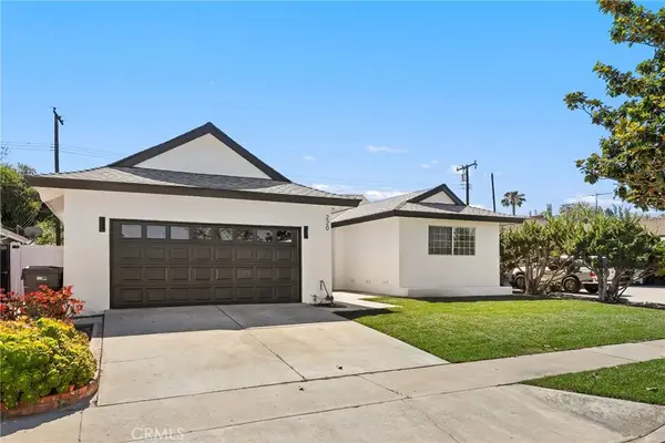 220 Gwynwood Avenue, La Habra, CA 90631
