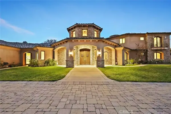 19742 Hi Top Lane South, Orange, CA 92869