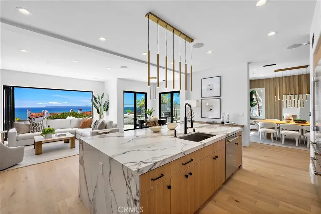 28 Surfspray Bluff, Newport Coast, CA 92657 - #1