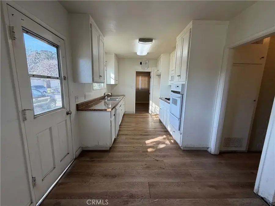 18955 Covello Street, Reseda, CA 91335 - #3