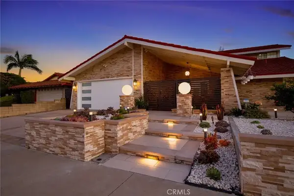 9200 Buttercup Ave, Fountain Valley, CA 92708