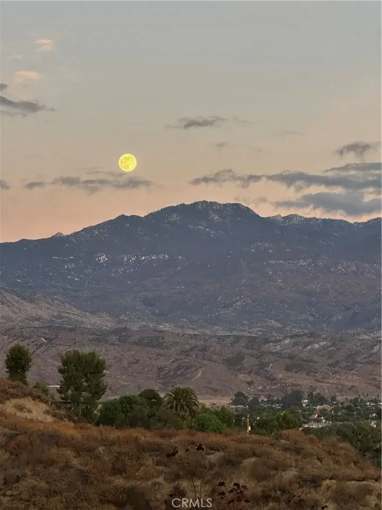 300 Anderson, Hemet, CA 92544 - #3