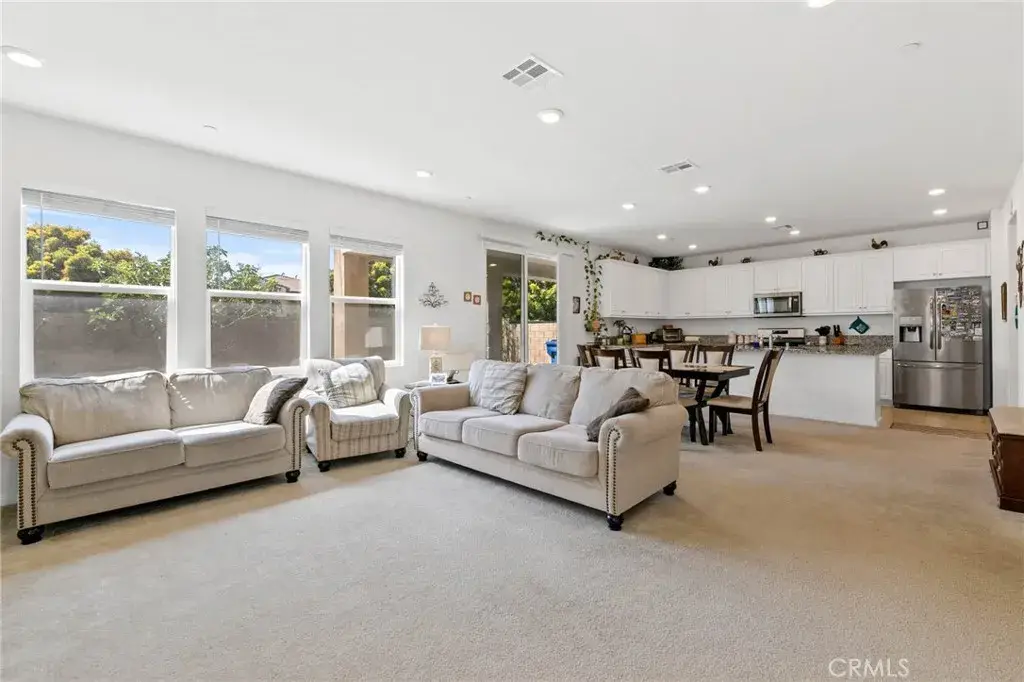 2832 E Howlett, Ontario, CA 91762 - #1