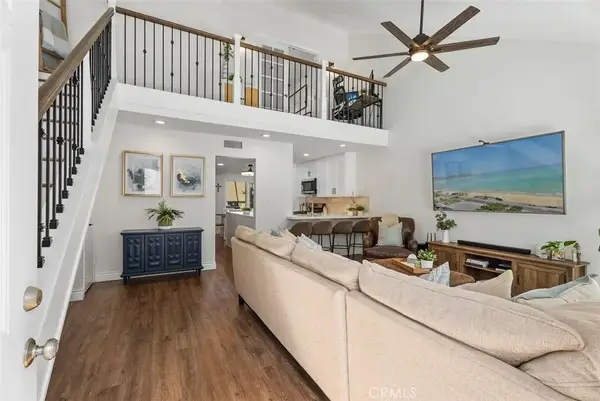 159 Morristown, Costa Mesa, CA 92626