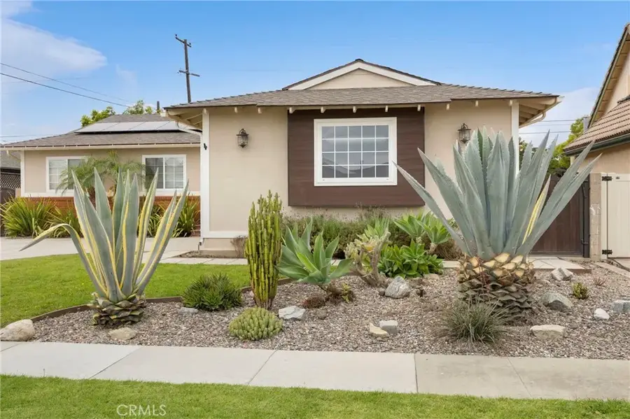 11831 Paseo Bonita, Los Alamitos, CA 90720 - #2