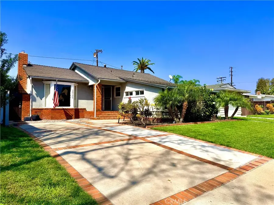 2925 Knoxville, Long Beach, CA 90815 - #3