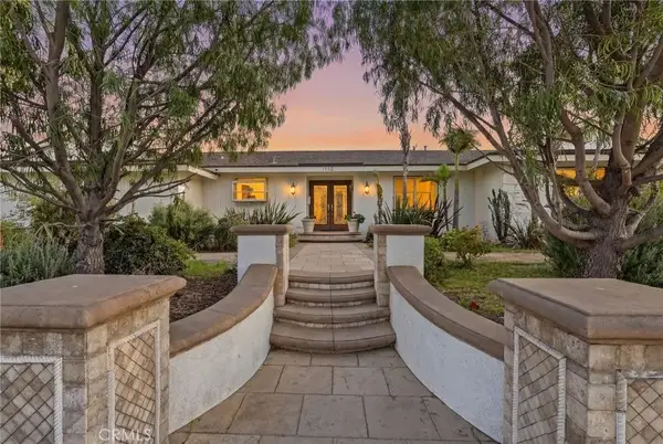 1110 E Meats Ave, Orange, CA 92865