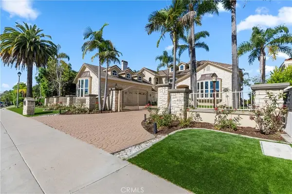27495 Hidden Trail Road, Laguna Hills, CA 92653
