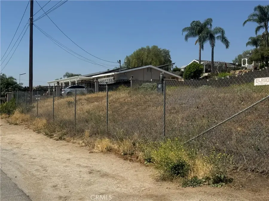 3829 Scenic, Riverside, CA 92509 - #2