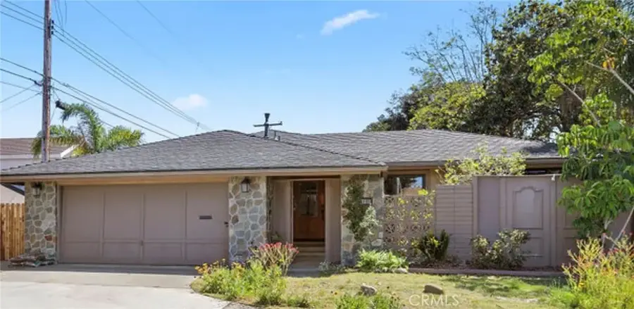 8222 Prestwick Circle, Huntington Beach, CA 92646 - #2