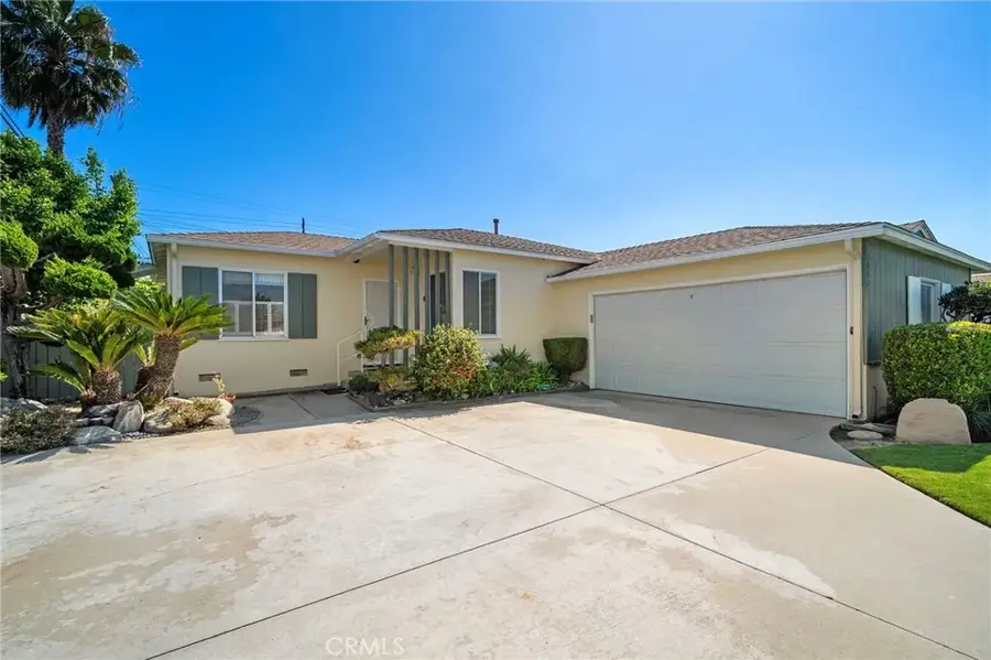 7852 Darwin Avenue, Midway City, CA 92655 - #3