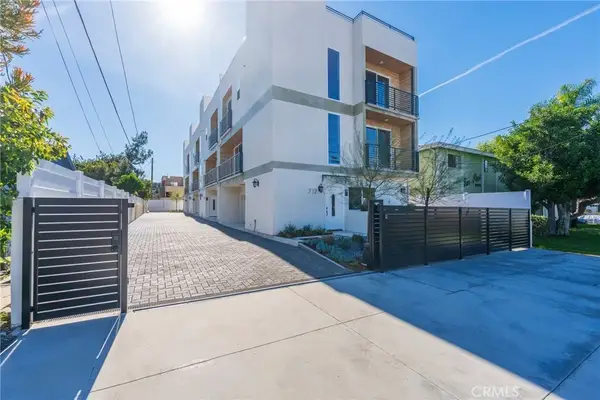 712 N Chestnut Avenue, Los Angeles, CA 90042