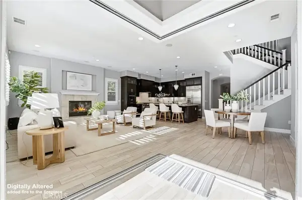 17491 Oakbluffs Lane, Huntington Beach, CA 92649