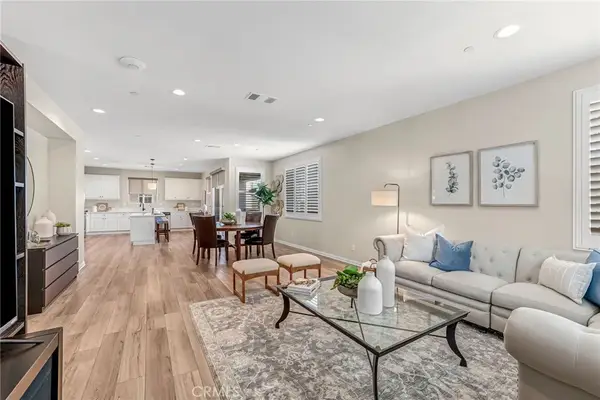 925 E 3rd, Santa Ana, CA 92701