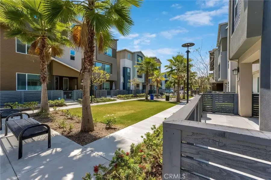 925 E 3rd, Santa Ana, CA 92701 - #2