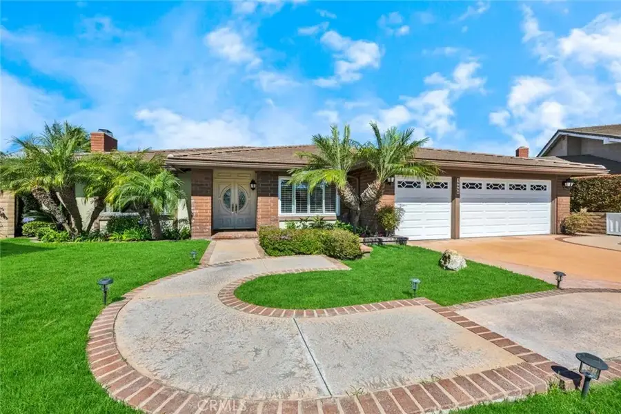 18886 Mount Walton Circle, Fountain Valley, CA 92708 - #2