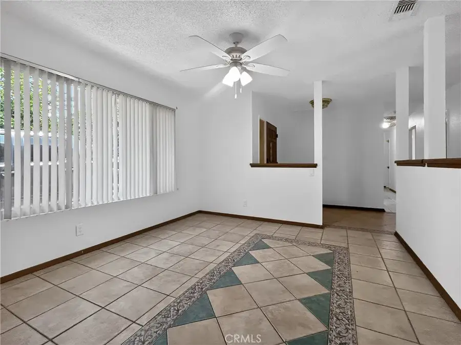 7451 Diamond, Riverside, CA 92504 - #2