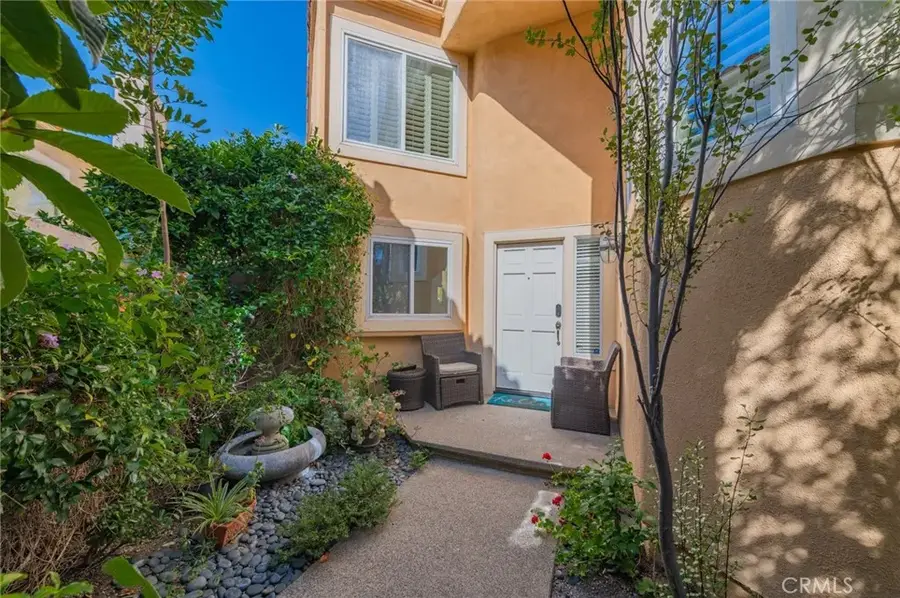 17 Las Cruces, Irvine, CA 92614 - #2