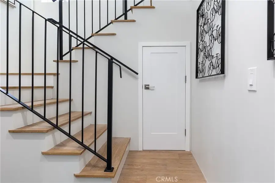 2822 Rowena, Los Angeles, CA 90039 - #3