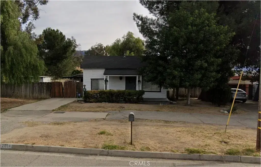 2881 N Golden, San Bernardino, CA 92404 - #1