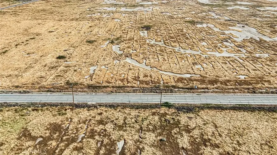 6161 H East, North Antelope Valley, CA 93535 - #3