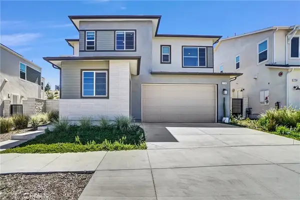 27260 Debut, Valencia, CA 91381