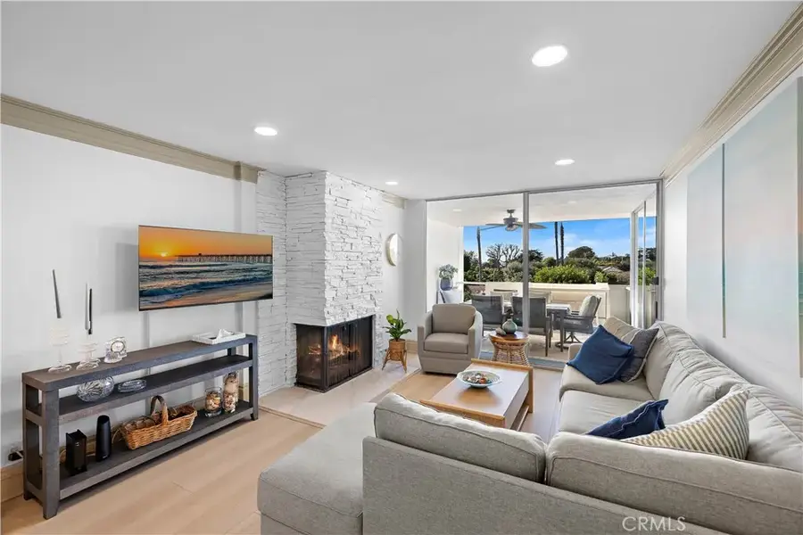 781 Avocado, Corona Del Mar, CA 92625 - #2