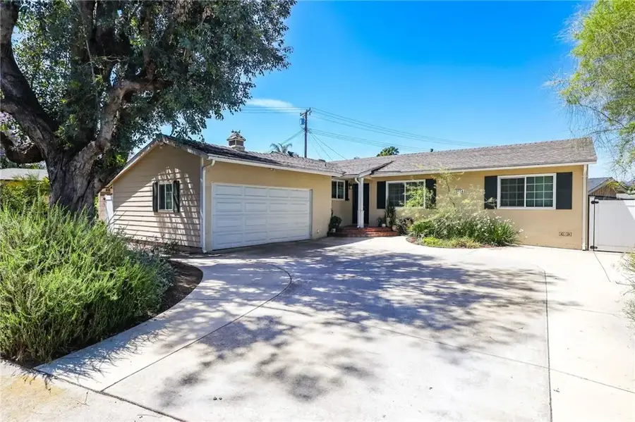 2914 Fallbrook Drive, Santa Ana, CA 92706 - #2