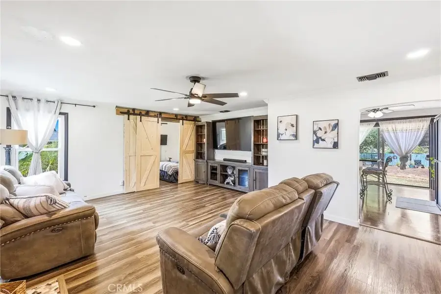 33538 Colorado St, Yucaipa, CA 92399 - #2