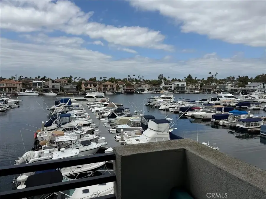 4165 Warner Avenue, Huntington Beach, CA 92649 - #2