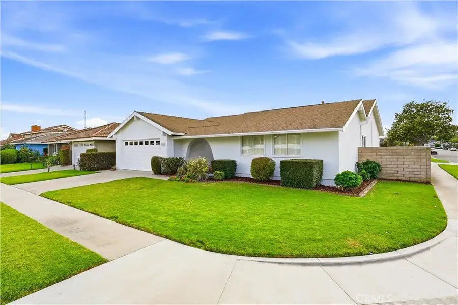 17915 Santa Olivia, Fountain Valley, CA 92708 - #2